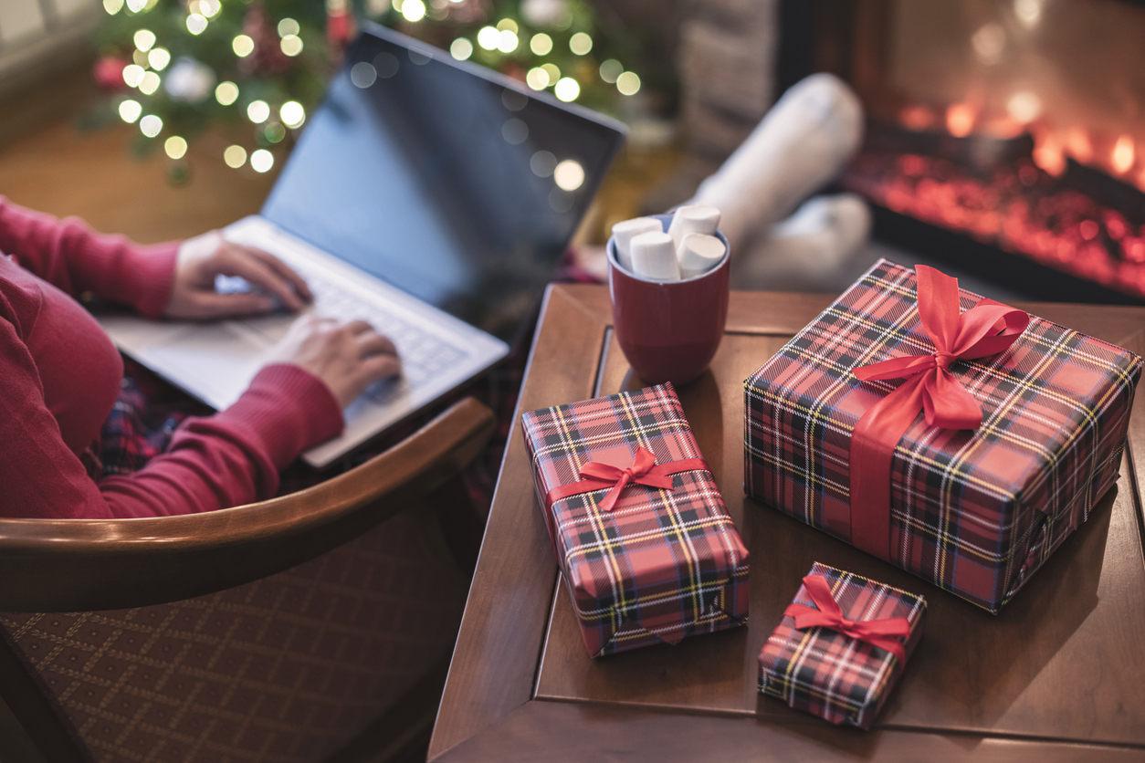 Holiday Shopping & Shipping 2020
