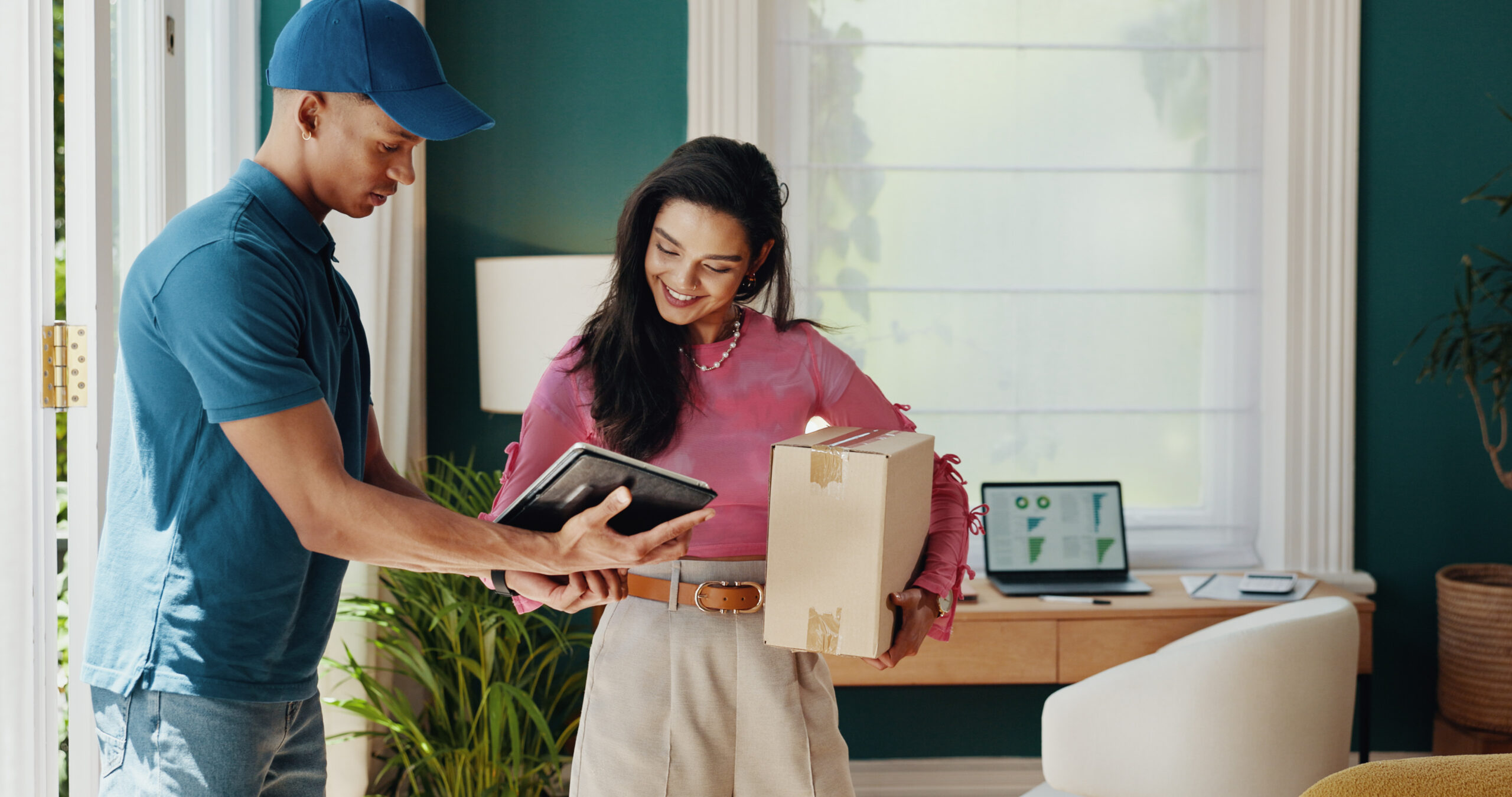 Last Mile Carrier: Getting Your Product Into the Hands of the Customer