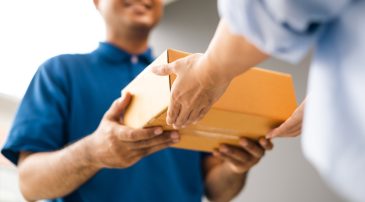 Hand Carry Service: Special Care for Your Important Parcel